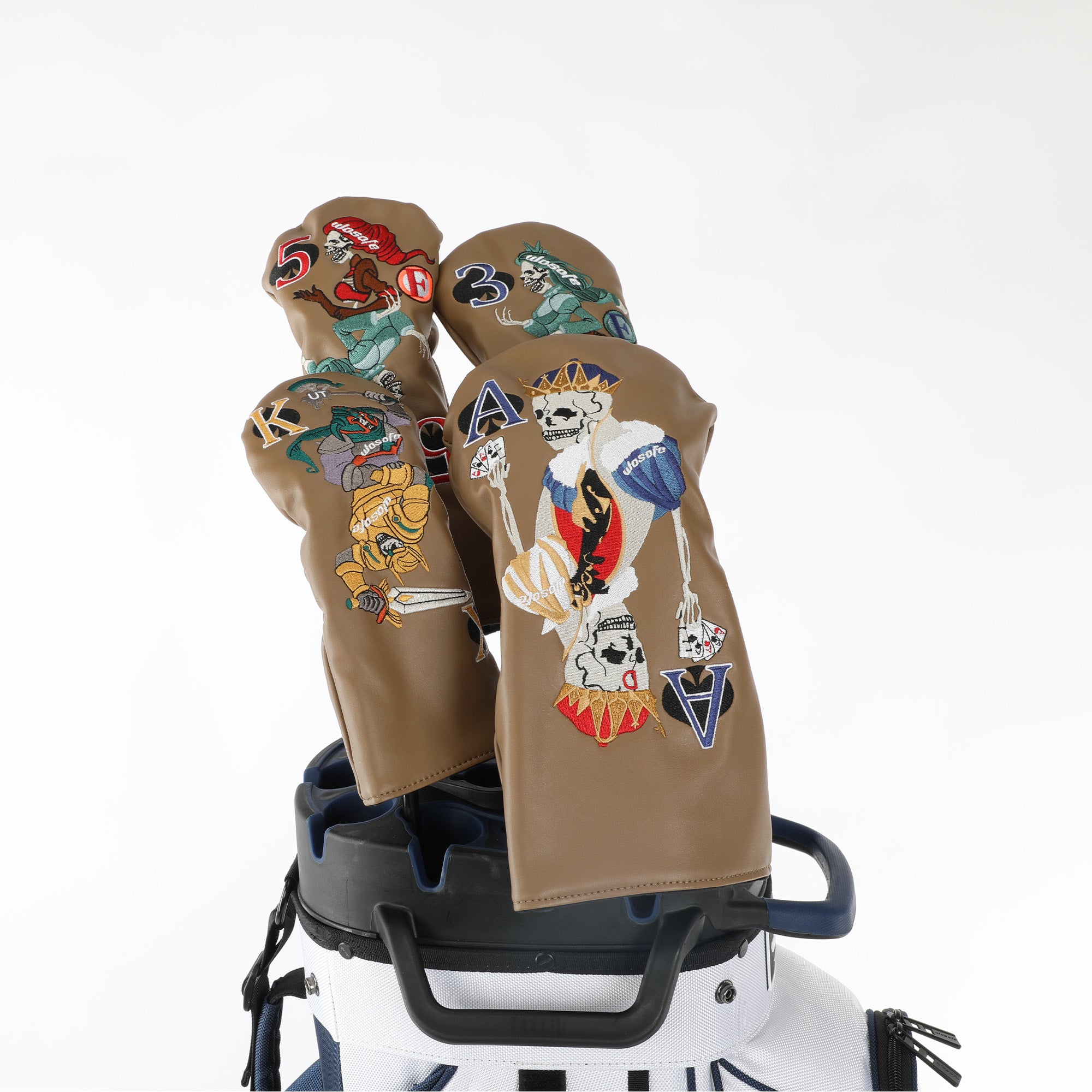 Golf wood headcover Scratch-proof waterproof furable fits 1/3/5 wood/UT skull playing card embroidery design